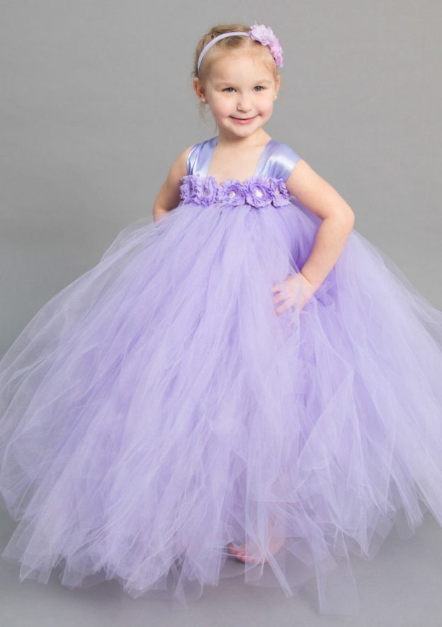 Sleeveless A Line Princess Dress for Girls Cute Flower Girl Dresses Floor Length Tulle Gown
