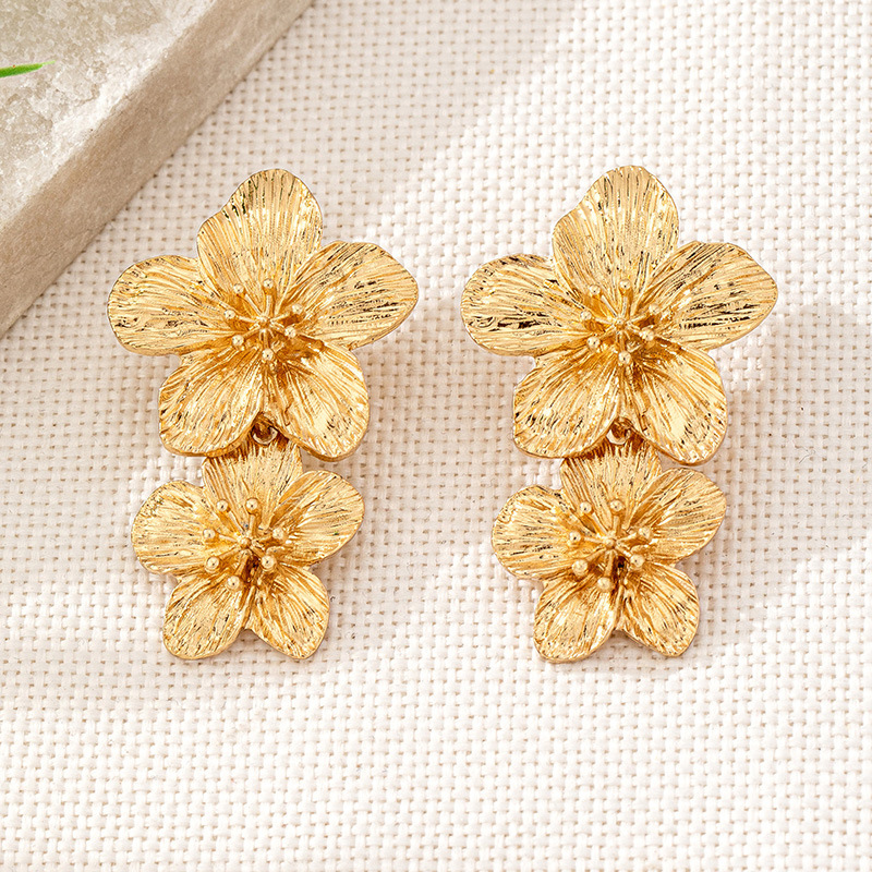 Boho Romantic Women's Flower Alloy Earrings