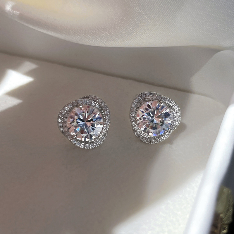 Attractive Luxurious Ladies' Alloy Earrings with Cubic Zirconia