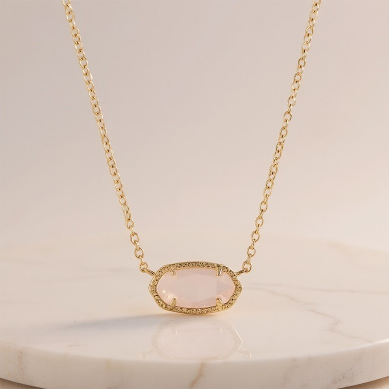 Elegant Fashionable Female Crystal Pendant Necklace 